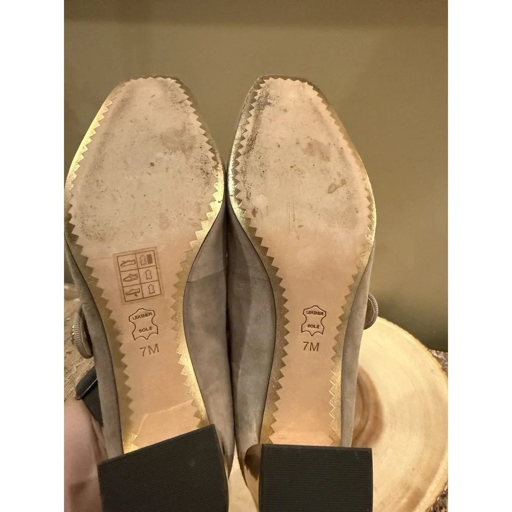 Tory Burch Marisa 40mm Mary‎ Jane Pump in Grey Suede Strap Gold Accent Sz-7 298$